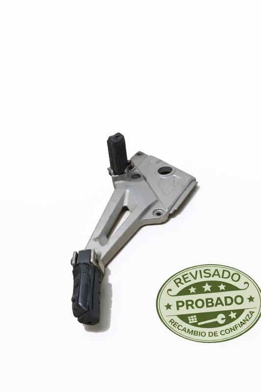 Soporte estribera izquierda Honda CBF 250